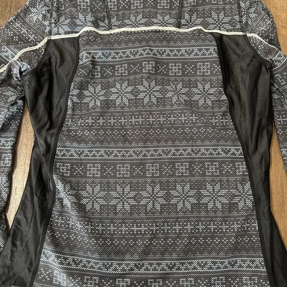 Alp N Rock Women’s Quarter Zip Pullover Nordic Snowflake Gray Size M - Picture 3 of 3